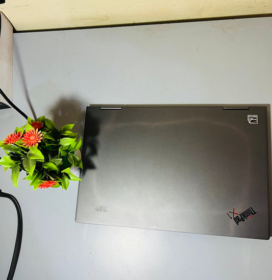 Lenovo ThinkPad X1 Yoga 5th Gen